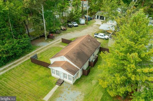 315 Biddle Rd, Accokeek MD 20607-2204 exterior