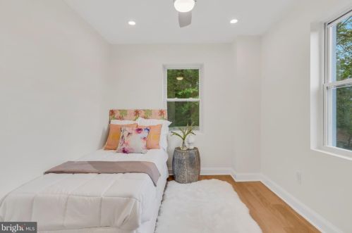 217 Atlantic St, Washington DC  20032-3043 exterior