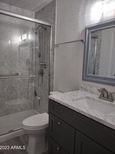 11612 21 Dr, Phoenix AZ 85015-5408 exterior