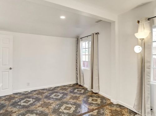 24 A St, Perris CA 92570-1962 exterior