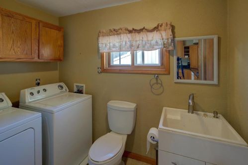 521 Franklin St, Poynette WI 53955-9603 exterior