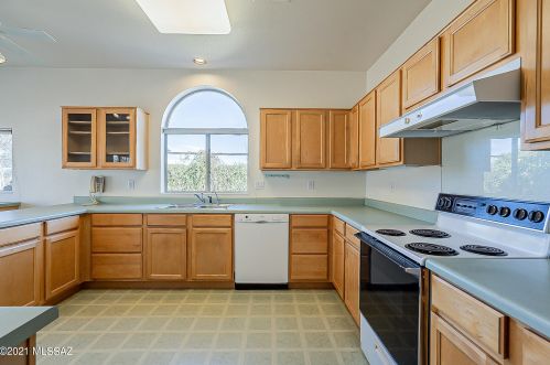 130 Calle Melendrez, Green Valley AZ 85614-3722 exterior