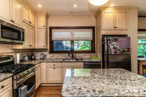 9738 Damen Ave, Chicago IL 60643-1629 exterior