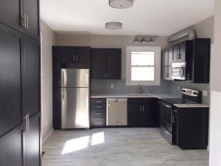 161 Aloha St, Seattle WA  98109-3716 exterior