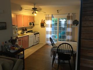 1704 Naudain St, Philadelphia PA  19146-1523 exterior