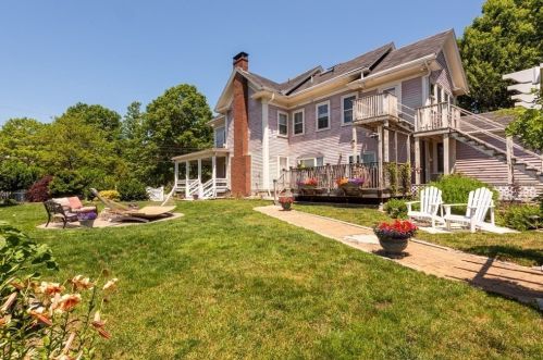 20 Sylvan St, Danvers MA 01923-2754 exterior