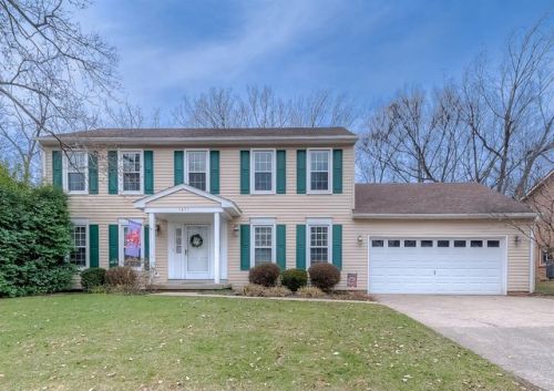 3477 Grasmere Dr, Lexington KY  40503-4158 exterior