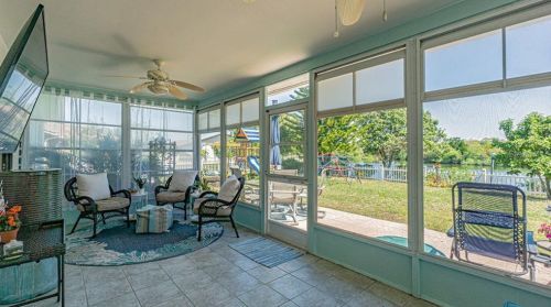 9018 Gln Moor Ln, Port Richey FL 34668-4945 exterior