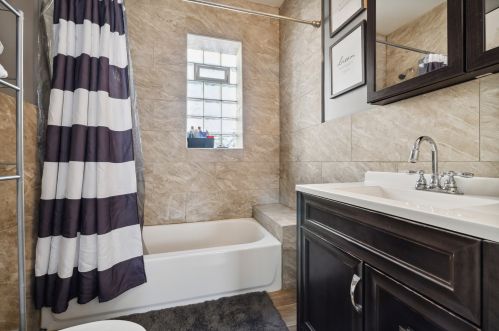 1628 Linder Ave, Chicago IL 60638-1707 exterior