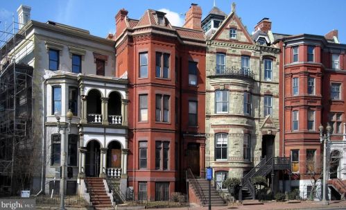 1401 Church St, Washington DC 20005-1903 exterior