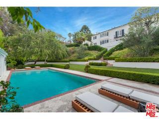 419 St Cloud Rd, Los Angeles CA  90077-3424 exterior