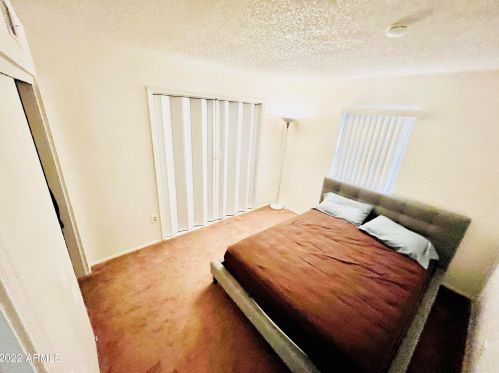 2710 87 Ave, Phoenix AZ 85037-2427 exterior