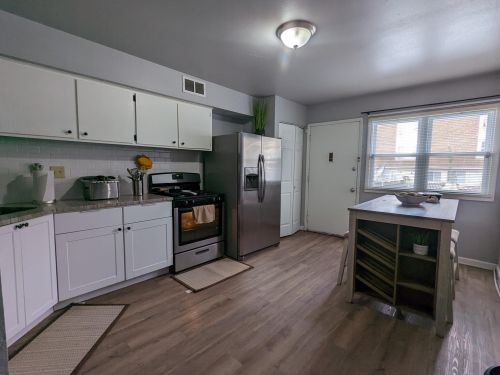 8941 Swan Rd, Milwaukee WI 53224-1950 exterior