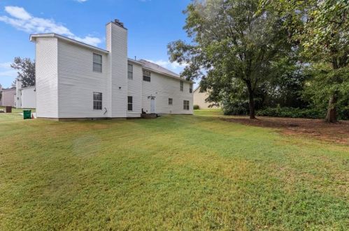 5961 Duren Mdw Dr, Lithonia GA 30058-3592 exterior