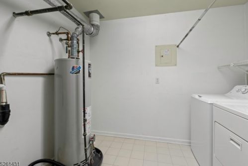 5009 Bryant Dr, Hackettstown NJ 07840-1642 exterior