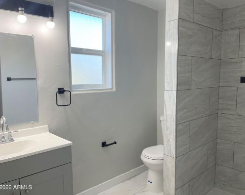 1125 Devonshire Ave, Phoenix AZ  85014-4430 exterior