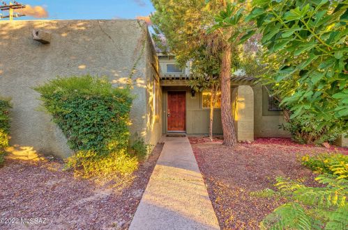 3430 Richland Dr, Tucson, AZ 85719-2352