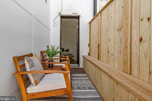 1709 21st St, Washington DC  20009-1112 exterior