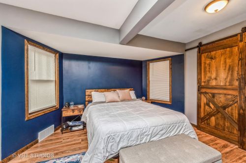 4810 Hilltop Dr, Bull Valley IL 60097-8328 exterior