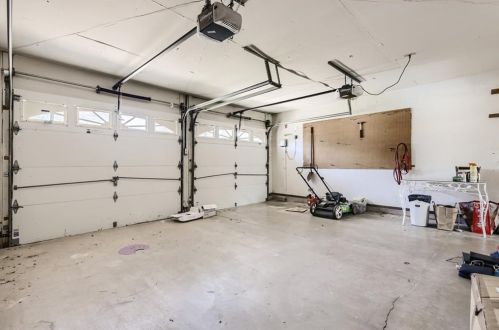 10505 Berthound Dr, Austin TX 78758-4732 exterior