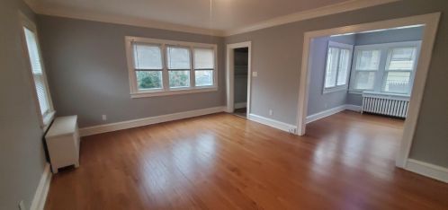 5367 38th St, Milwaukee, WI 53209-4736