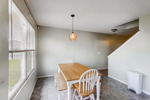 2227 Frst Rdg Dr, Hebron OH 43025-8000 exterior