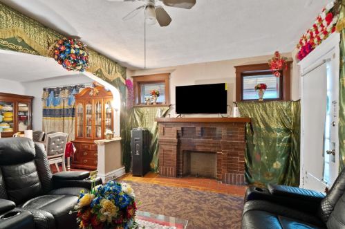 4048 Spg Ave, Saint Louis MO 63116-4471 exterior