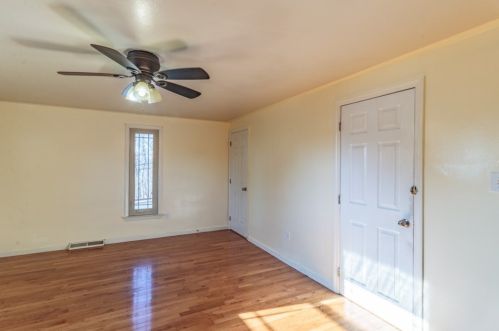 6611 Brownsville Rd, Pittsburgh PA  15236-3534 exterior