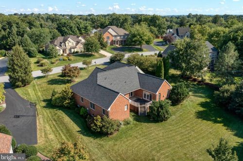 2091 Mallard Dr, Lancaster PA 17601-5457 exterior