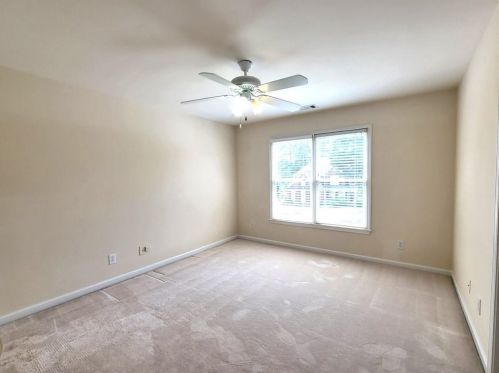 1080 Maycroft Knl, Lithonia GA 30078-7736 exterior