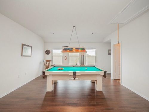 5629 Emma Thompson Way, Austin TX 78747-1711 exterior