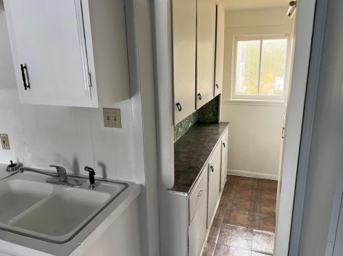 329 Iona Ave, Meskegon MI 49442-3313 exterior