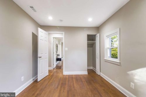 303 Greenwich Ln, Silver Spring MD  20910-4232 exterior