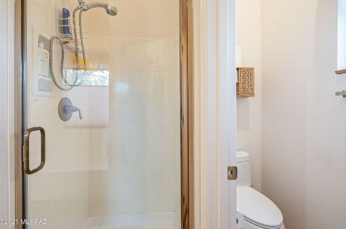 2621 Peter Seward Dr, Tucson AZ 85745-9611 exterior