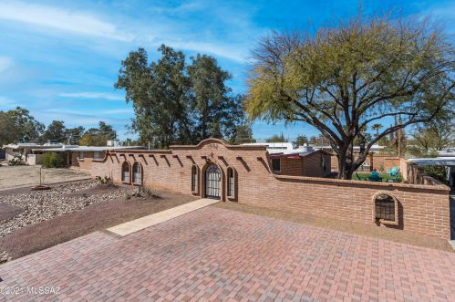 1802 Avenida Planeta, Tucson, AZ 85710-5408