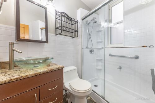 2522 Lexington St, Chicago IL 60624-3646 exterior