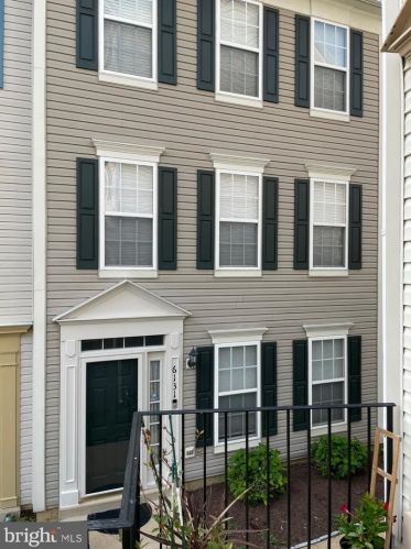 6131 Les Dorson Ln, Alexandria VA  22315-3225 exterior