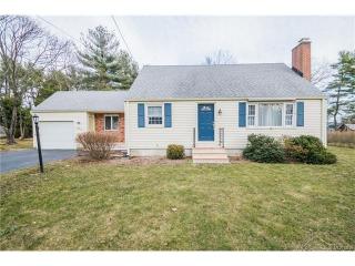 34 Knollwood Rd, Farmington, CT 06032-1027