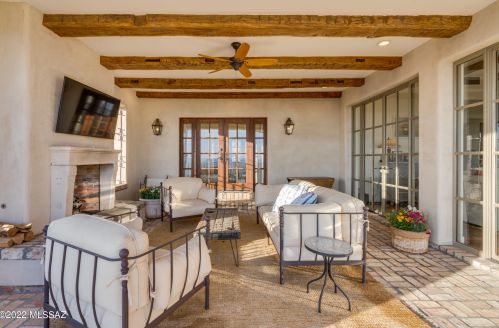 6941 Finger Rock Pl, Tucson AZ  85718-1401 exterior