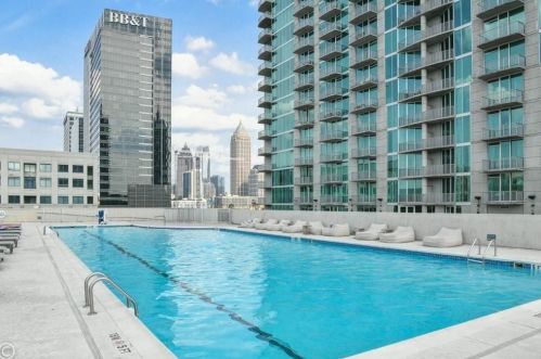 361 17th St, Atlanta GA 30363-1019 exterior