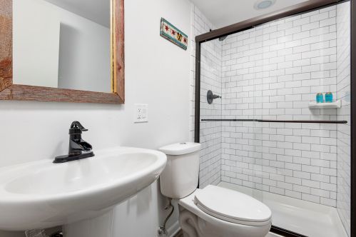 1819 Dayton St, Chicago IL 60614-5003 exterior