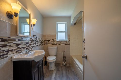 1299 Morrow Rd, Pittsburgh PA  15241-3501 exterior