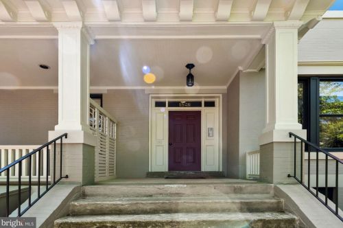 1826 Biltmore St, Washington, DC 20009-1917