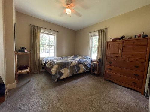 3304 Charles St, Meskegon MI 49444-3412 exterior