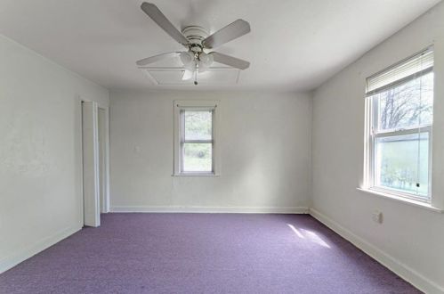 1801 Universal Rd, Pittsburgh PA 15235-3955 exterior