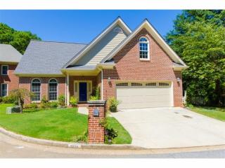 2834 Livsey Woods Dr, Tucker, GA 30084-2584
