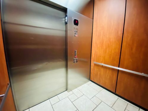 2025 Indiana Ave, Chicago IL  60616-1312 exterior