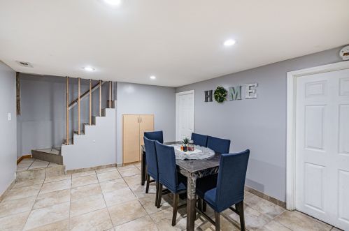 7311 Pensacola Ave, Chicago IL 60706-1156 exterior