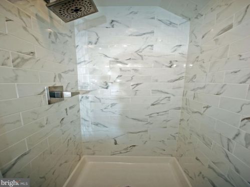 20 Fogarty Dr, Trenton NJ 08619-4320 exterior