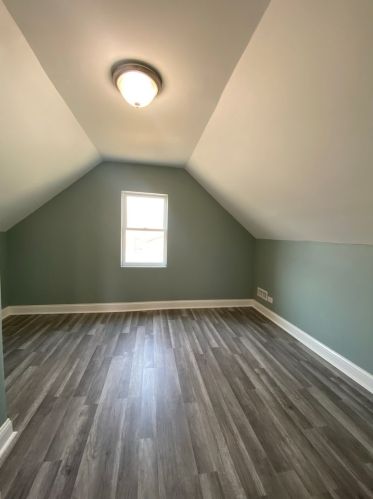 10334 Oglesby Ave, Chicago IL  60617-5631 exterior